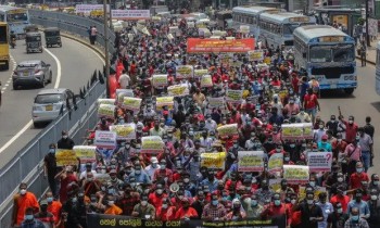 आर्थिक सङ्कटमा श्रीलङ्का, कागज अभावमा विद्यार्थीको परीक्षा समेत रद्द